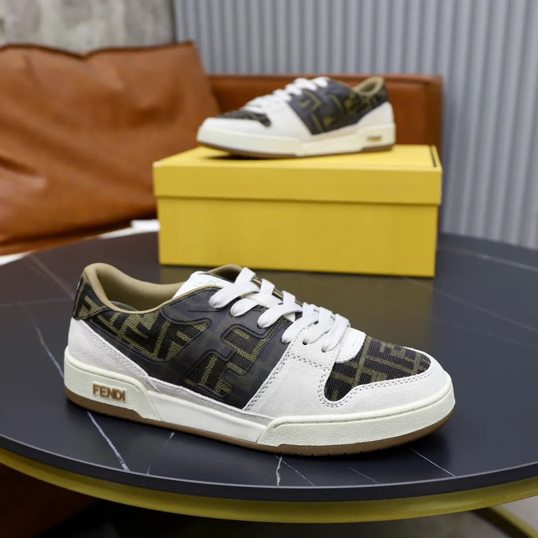 Ex-factory price: 580🔥Couple model (top original order) Brand: FENDI Size: 35-44 (customized for men 38 and 45) Grade: original order quality high version Material: imported original cowhide stitching➕ high-quality and comfortable lining original TPU lightweight non-slip outsole Style category: travel fashion casual shoes versatile trend
